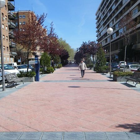 Madrid Studio Apartments Exterior photo